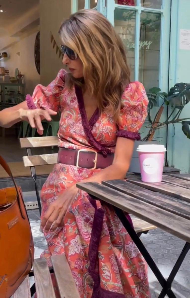 Mila Różowa Sukienka Maxi z Krótkim Rękawem