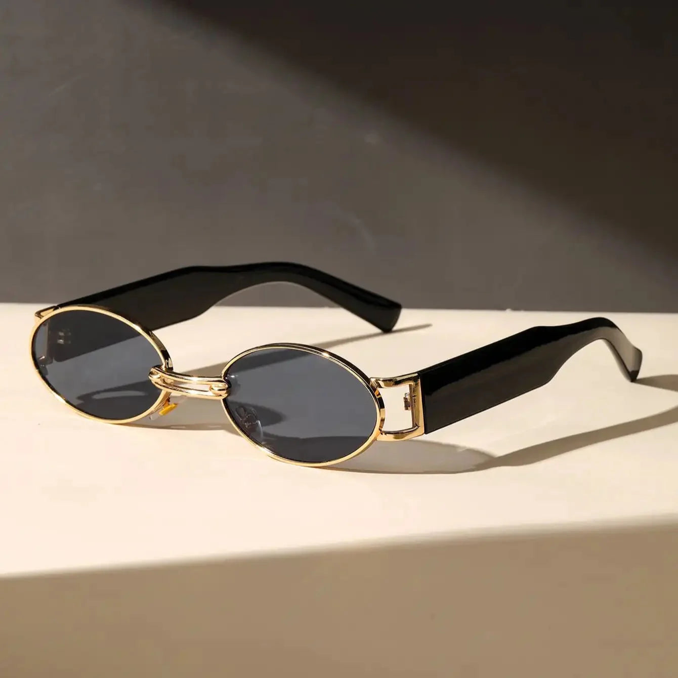 Stella – Owalne okulary przeciwsłoneczne