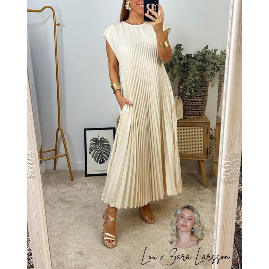 Mila Ponadczasowa i Wygodna Sukienka