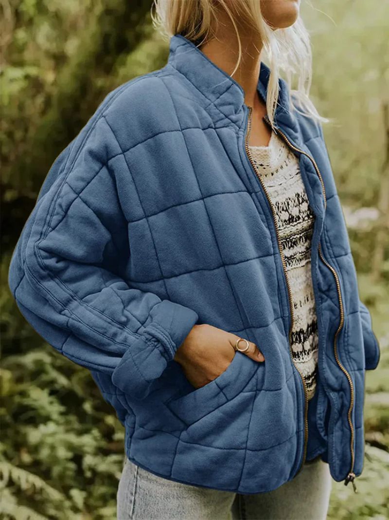Iris Pikowana Kurtka o Eleganckim Oversize Kroju
